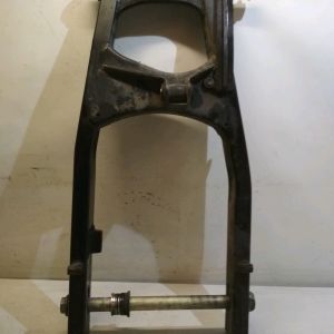 Suzuki – GSR 750 – 2016 – Bras oscillant