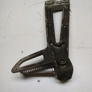 Yamaha – TDR 125 – 1993 à 2002 – Platine repose pied