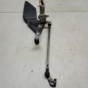 Suzuki – BANDIT GSF600N – 2000 à 2004 – Platine repose pied