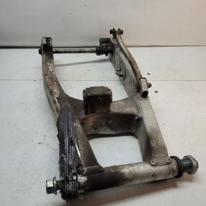 Suzuki – SV 650 S – 1999 à 2002 – Bras oscillant