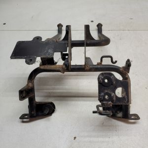 Honda – PANTHEON FES125 – 2000 – Araignée (support tête de fourche)